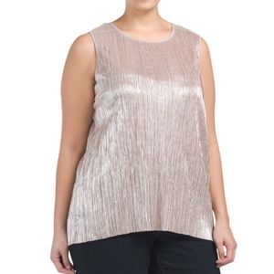 NWT! Vince Camuto Plus Crushed Foil Pleated Top